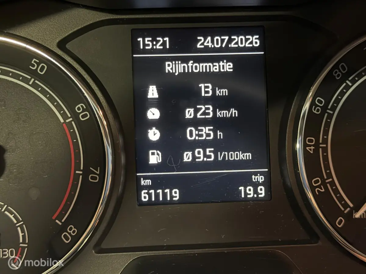 1.0 TSI Business Edition-Camera-116 PK-Carplay