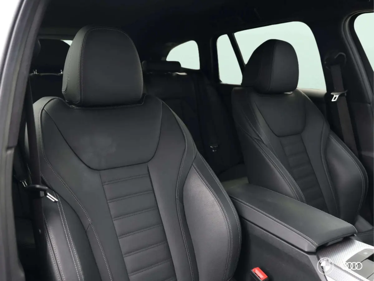 330E xDrive M SPORT 22KW / EL. STOELEN / ACC / HEAD-UP / 360 CAMERA / LEDER / DODEHOEK / 18"