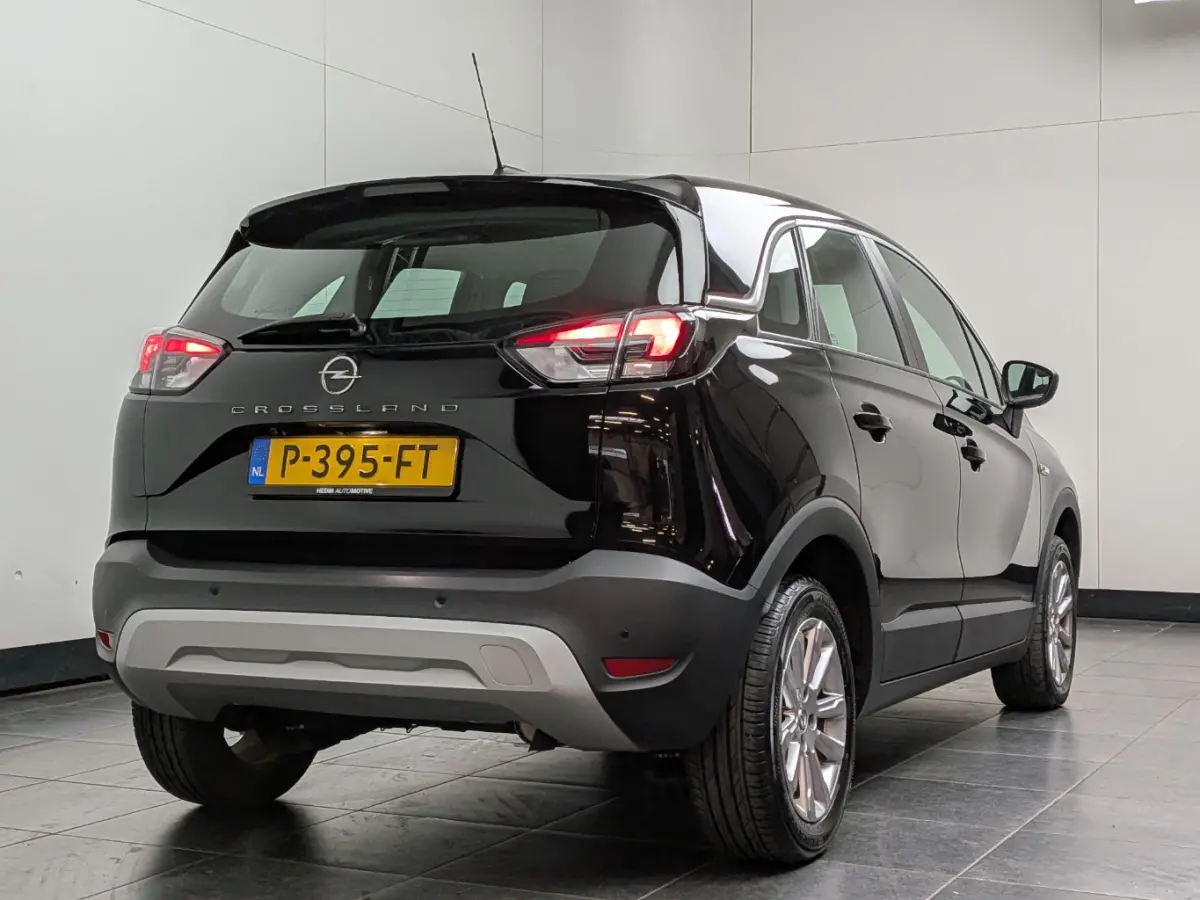 1.2 Turbo Elegance l Camera l Parkeersensoren l Apple Car Play/Android l 16"Lm velgen l Climate Control l DAB | LED |