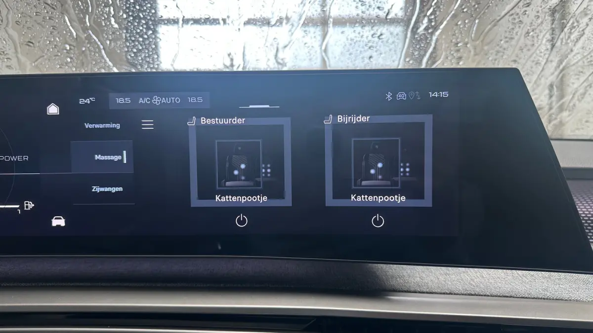 GT | Panoramadak | Stoelmassage Voor | Stoelverwarming Voor en Achter | 360° Camera | Apple Carplay / Android Auto | Draadloze Telefoonlader| Elektrische Achterklep | Adaptive Cruise Contro