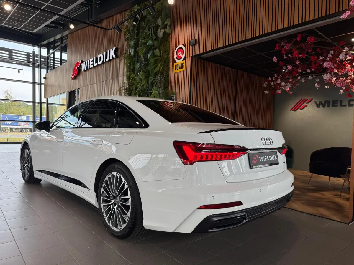 55 TFSI e quattro Competition S-Line Optiek pakket zwart