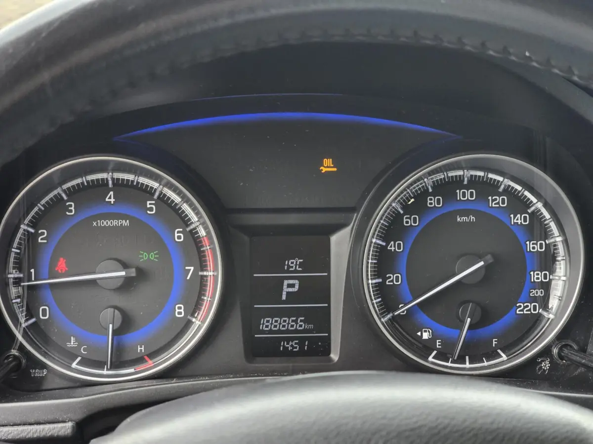 1.2 Exclusive Automaat Xenon/Stoelverw./Airco