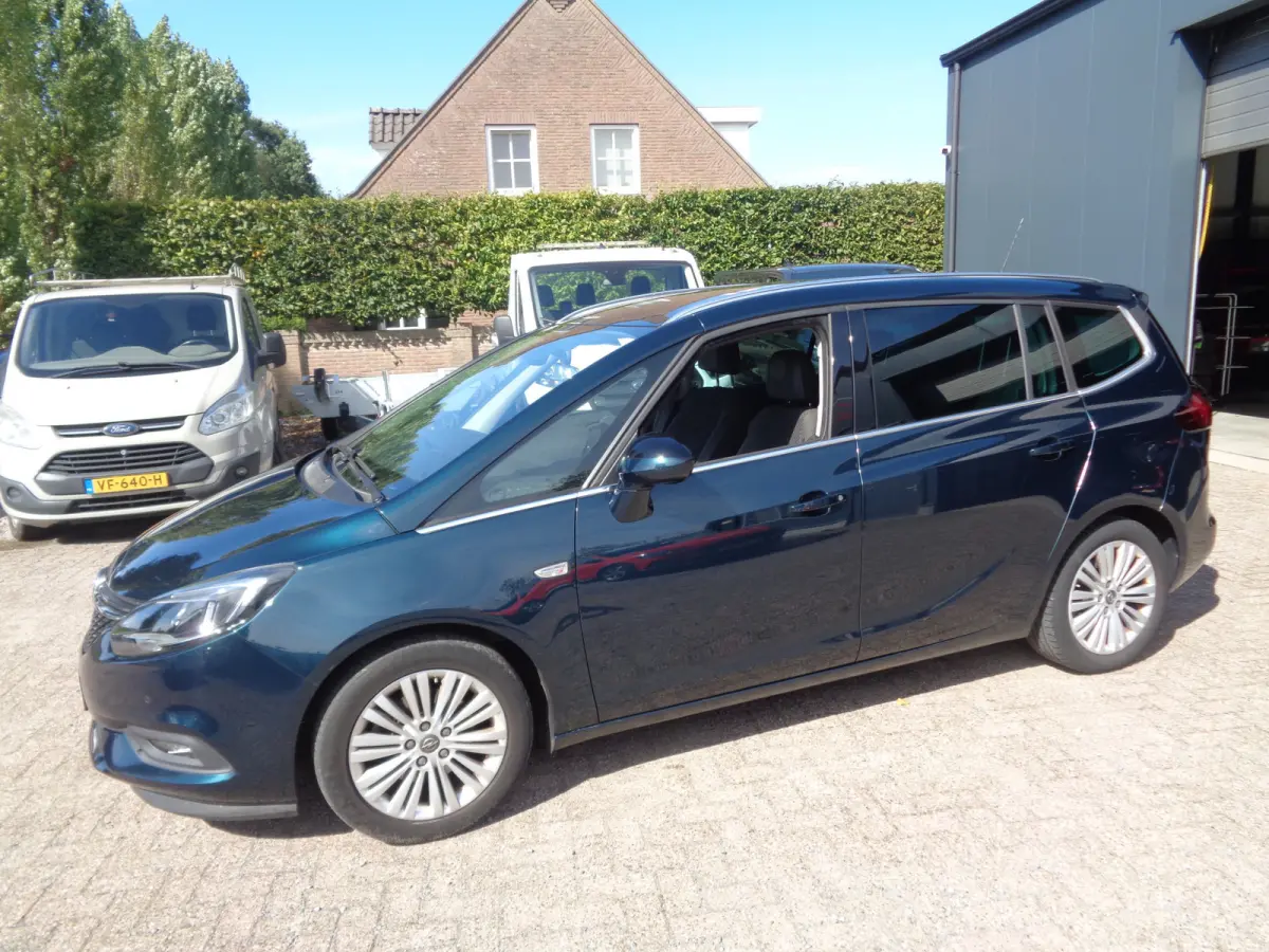 1.4 Turbo Online Edition 7persoons navigatie, airco, pdc v+a, Camera, i link