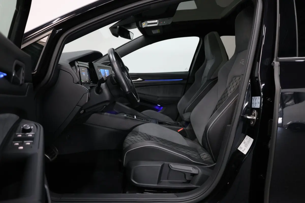 1.5 eTSI R-Line IQ+LED/VIRTUAL/SFEER/ALCANTARA+S.VERWARMING+MASSAGE/18" LMVCAM/ACC/ECC/12 MDN GARANTIE!
