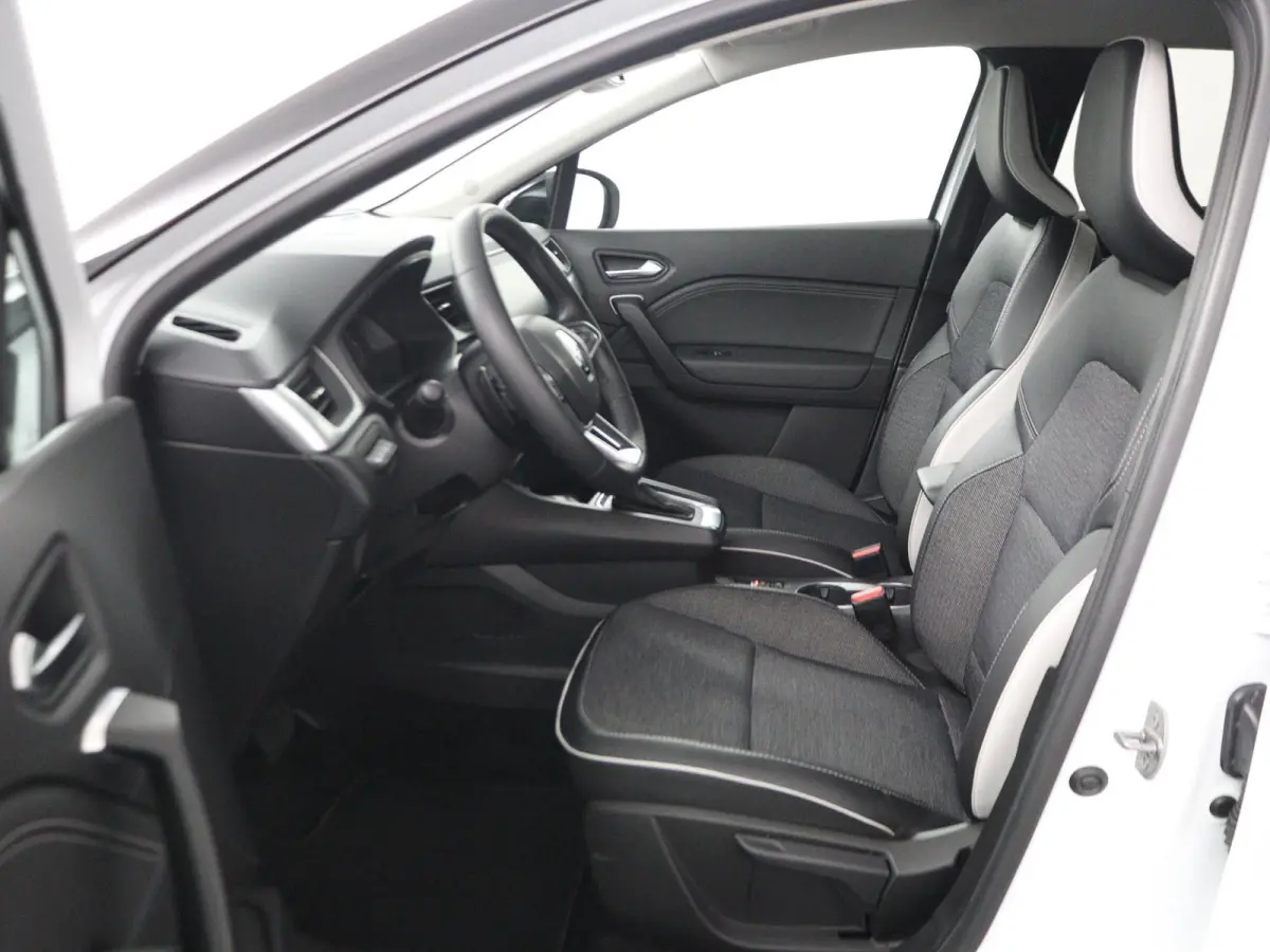 TCe 140 EDC GPF Intens | Automaat | Parkeercamera | Navigatie |
