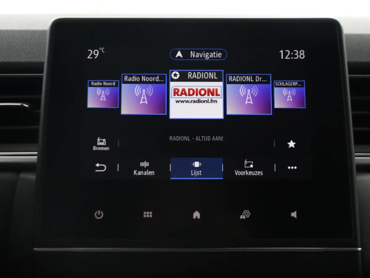 TCe 140 EDC GPF Intens | Automaat | Parkeercamera | Navigatie |