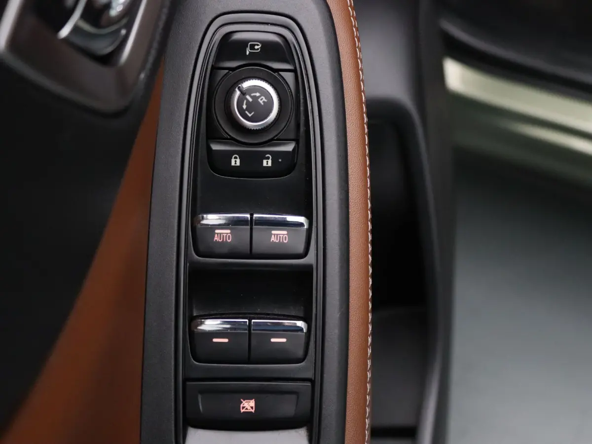 2.0i e-BOXER First Edition Apple Carplay/Android Auto | Climate