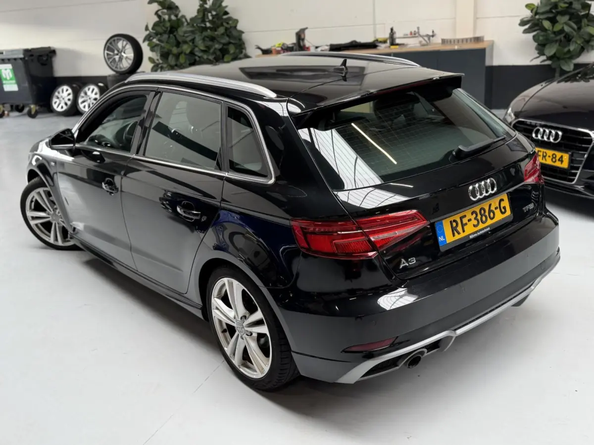 1.0 TFSI | 3x S-line | LED | 18 inch