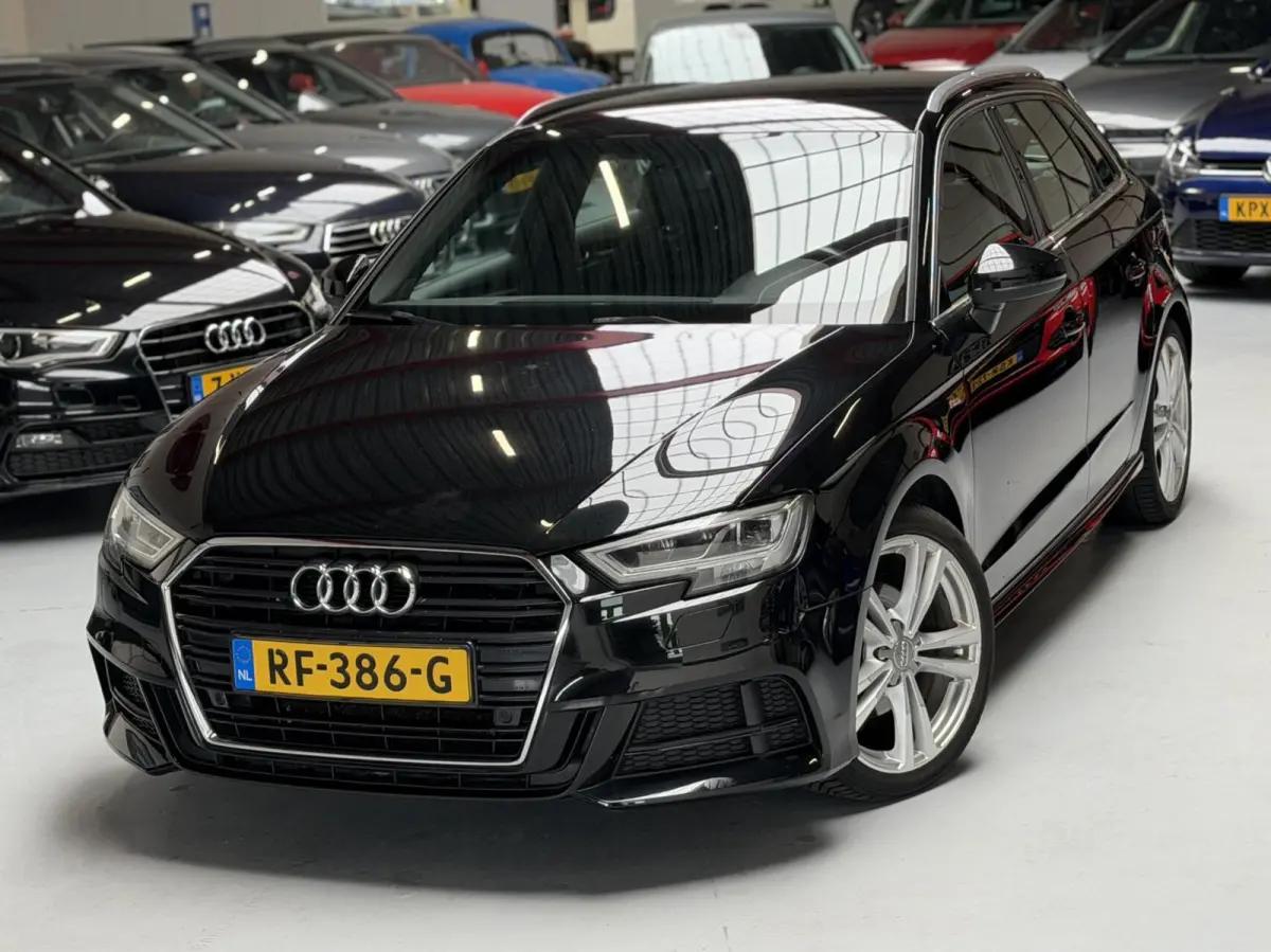 1.0 TFSI | 3x S-line | LED | 18 inch