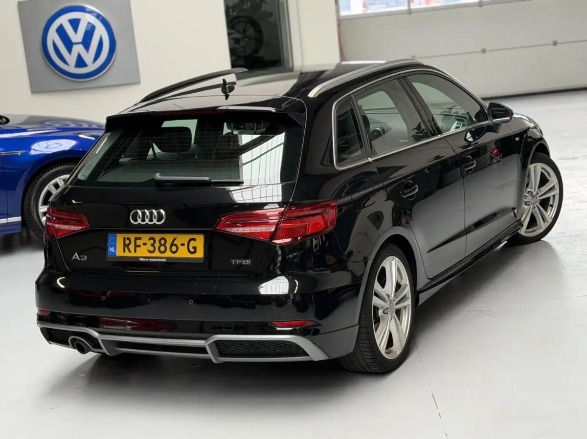 1.0 TFSI | 3x S-line | LED | 18 inch