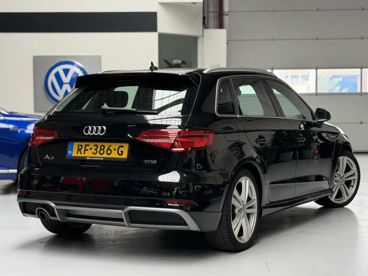 1.0 TFSI | 3x S-line | LED | 18 inch