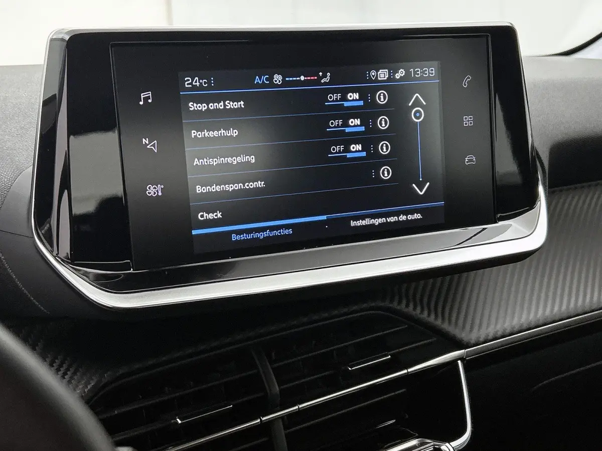1.2 75pk Active Pack | Navigatie | Airco | Cruise Control | Parkeersensoren | 16"LMV | Apple Carplay/Android Auto |
