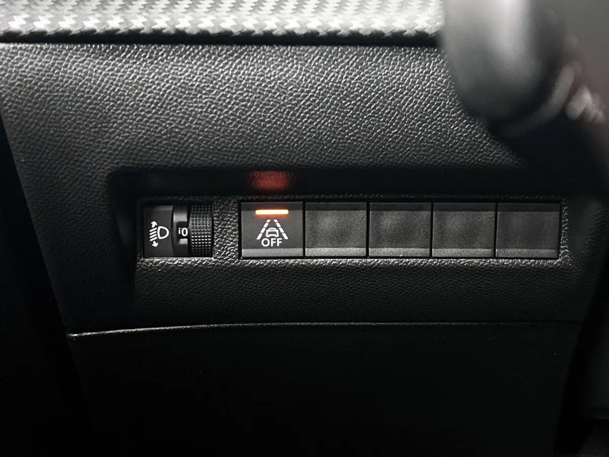1.2 75pk Active Pack | Navigatie | Airco | Cruise Control | Parkeersensoren | 16"LMV | Apple Carplay/Android Auto |
