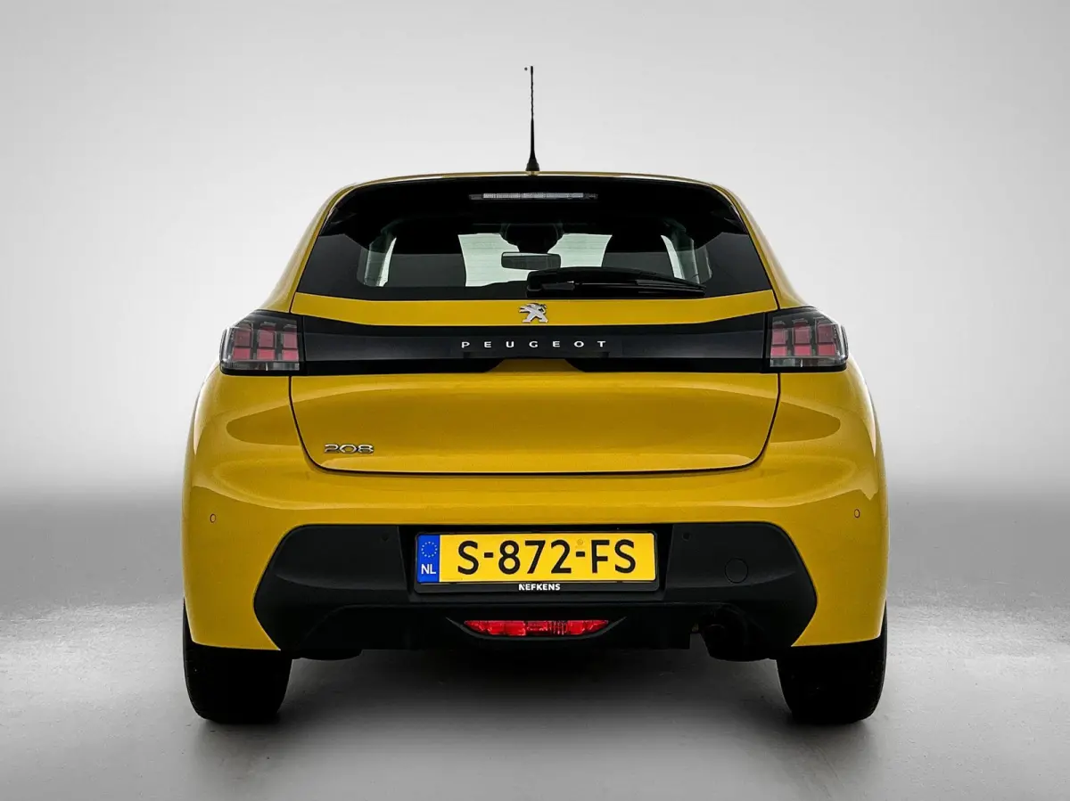 1.2 75pk Active Pack | Navigatie | Airco | Cruise Control | Parkeersensoren | 16"LMV | Apple Carplay/Android Auto |