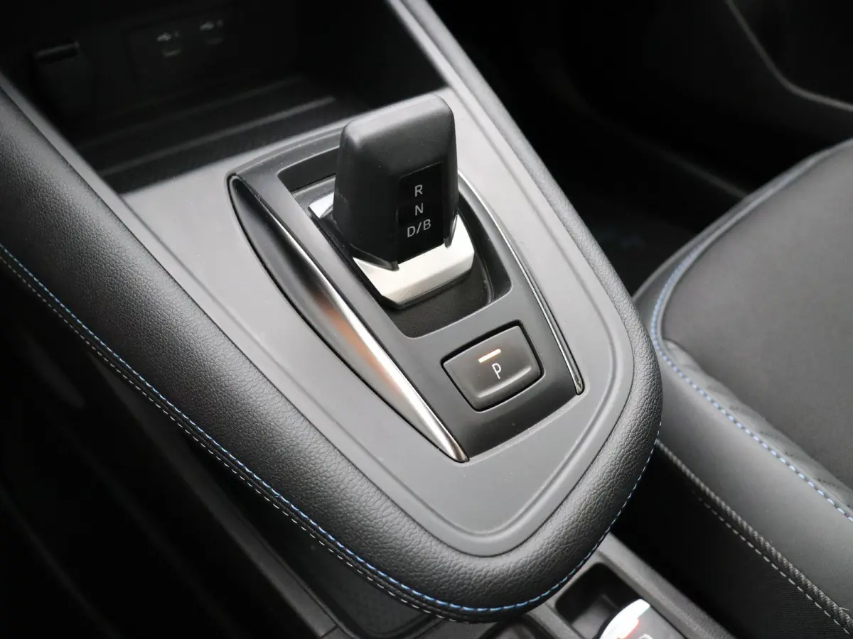 E-Tech full hybrid 160pk esprit Alpine | Panorama dak | Harman Kardon premium audio | Stuurverwarming | Adaptive cruise |