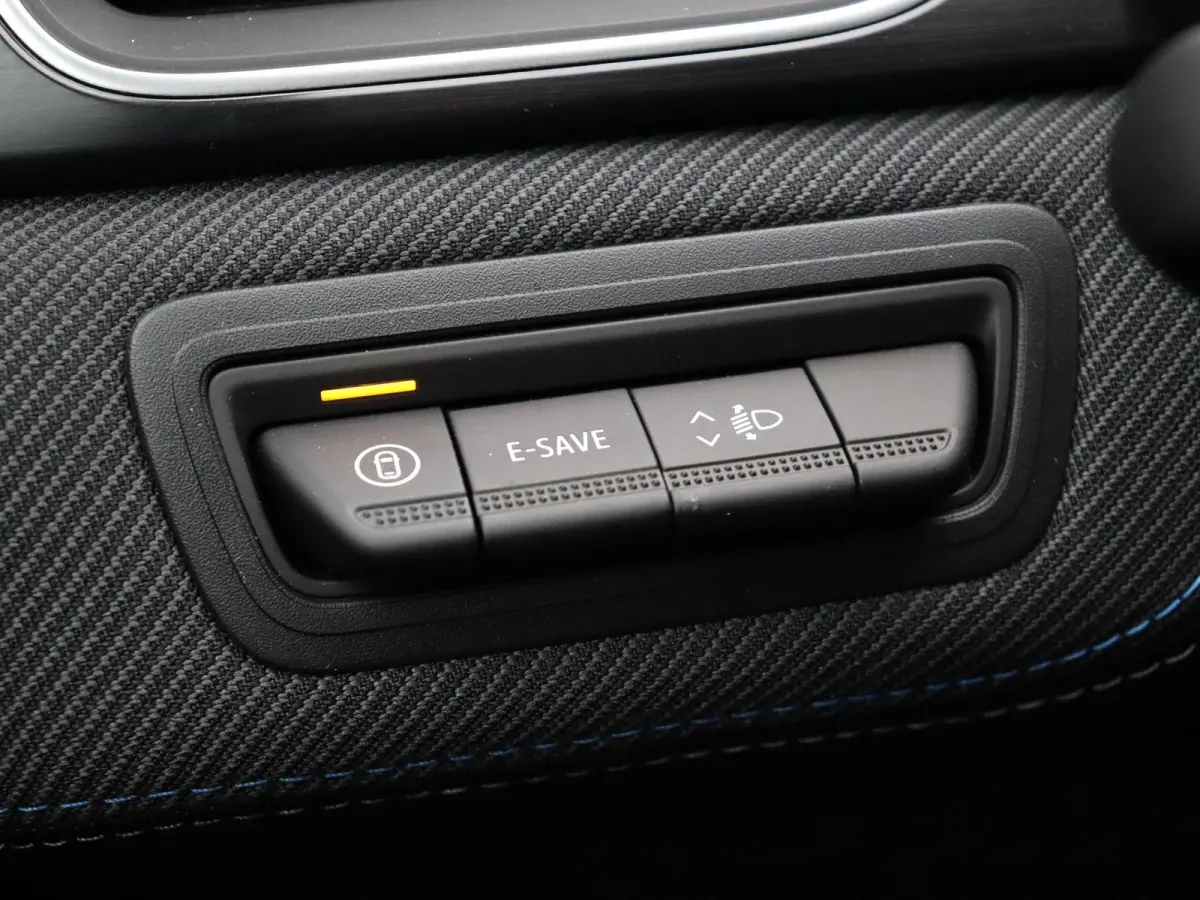 E-Tech full hybrid 160pk esprit Alpine | Panorama dak | Harman Kardon premium audio | Stuurverwarming | Adaptive cruise |