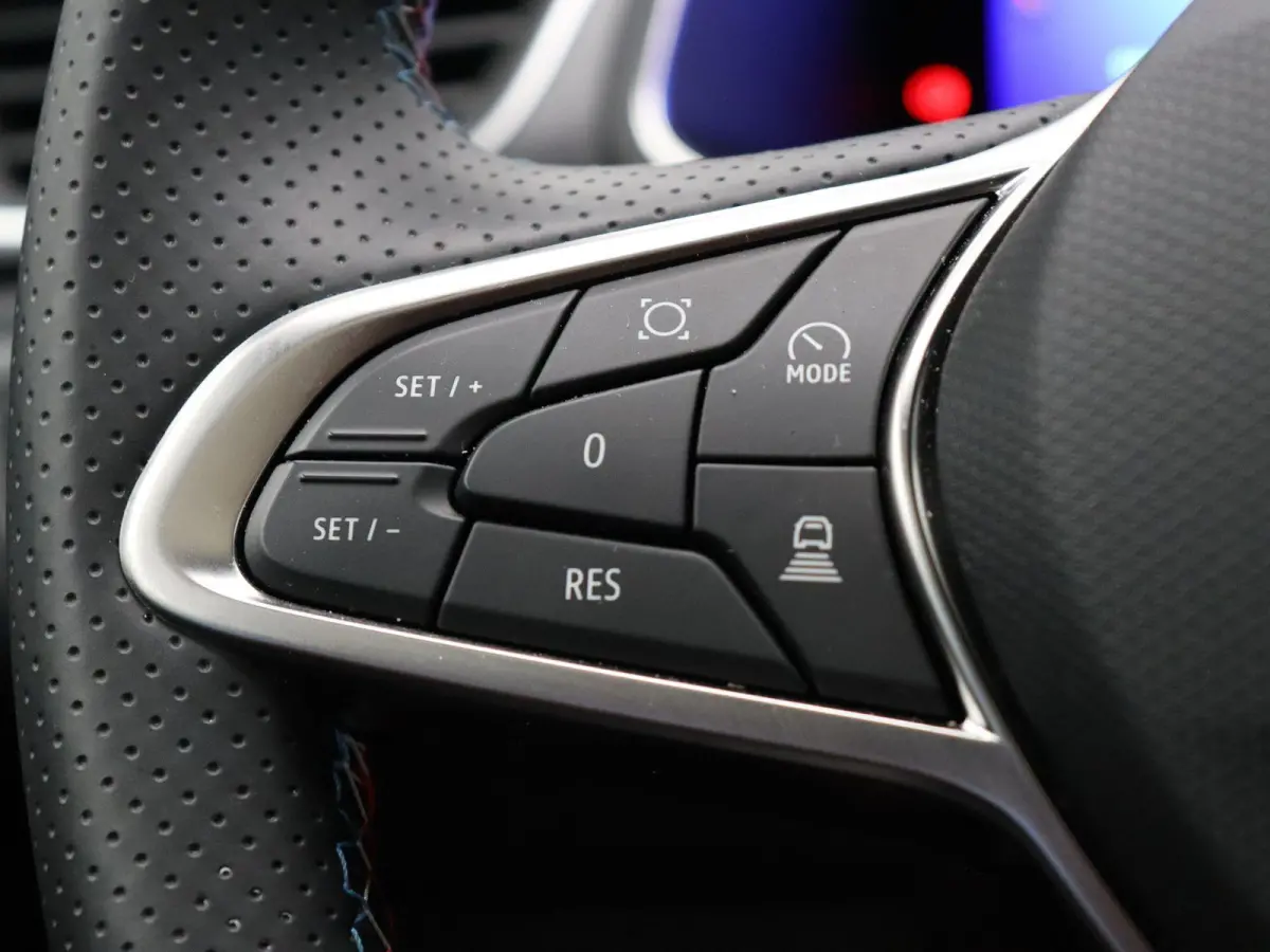 E-Tech full hybrid 160pk esprit Alpine | Panorama dak | Harman Kardon premium audio | Stuurverwarming | Adaptive cruise |