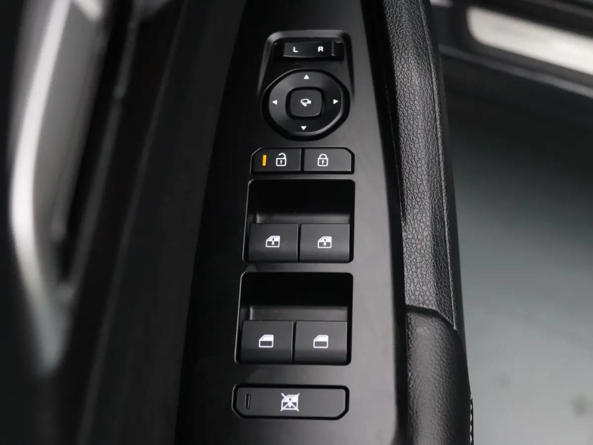240pk T-GDi Hybrid GT-Line Apple Carplay/Android Auto | Climate