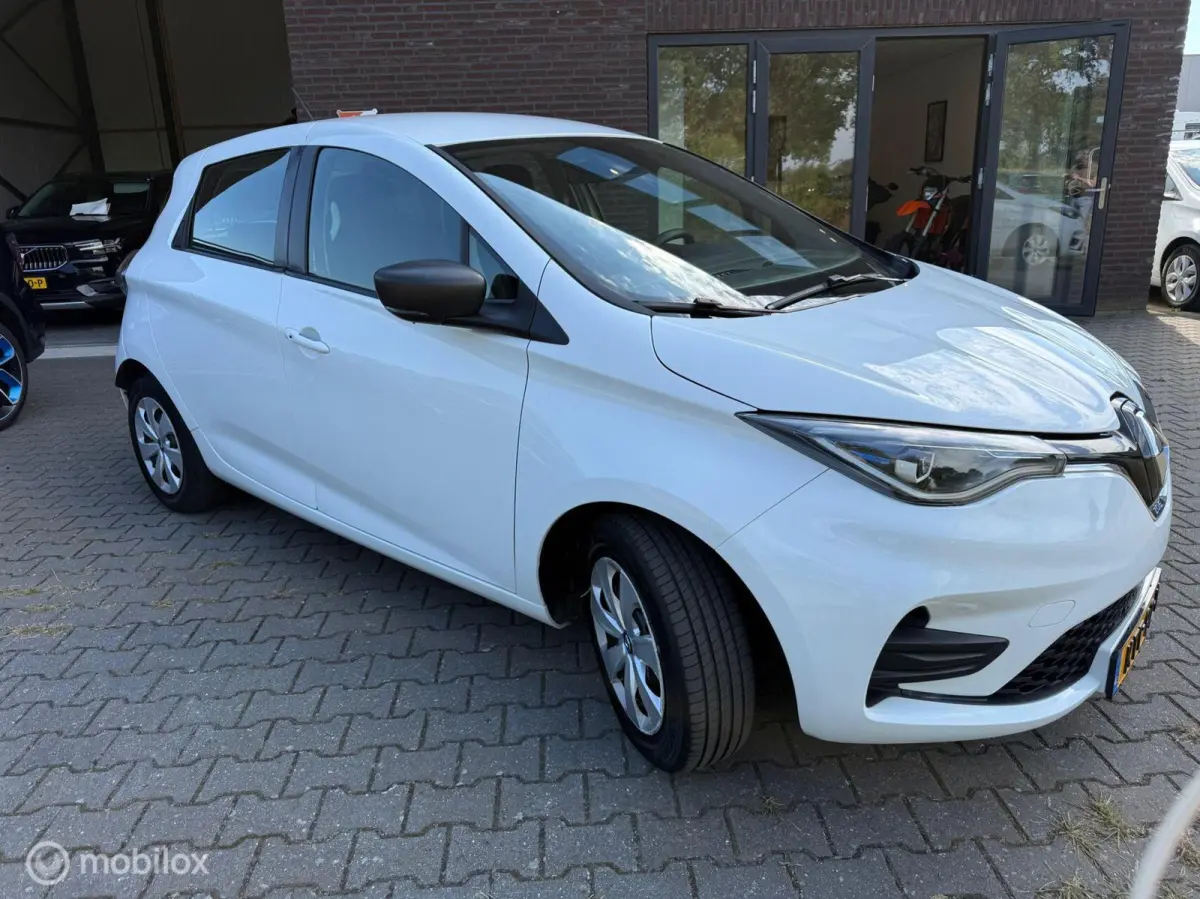 R110 Life 52 kWh CCS koopaccu !