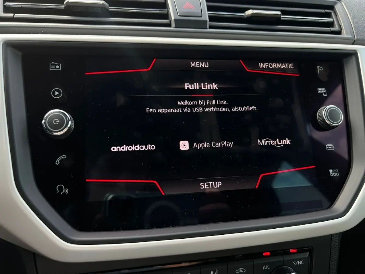 1.0TSI 95pk Xcellence | NL auto | Camera | Navi | Trekhaak | Cruise | Carplay