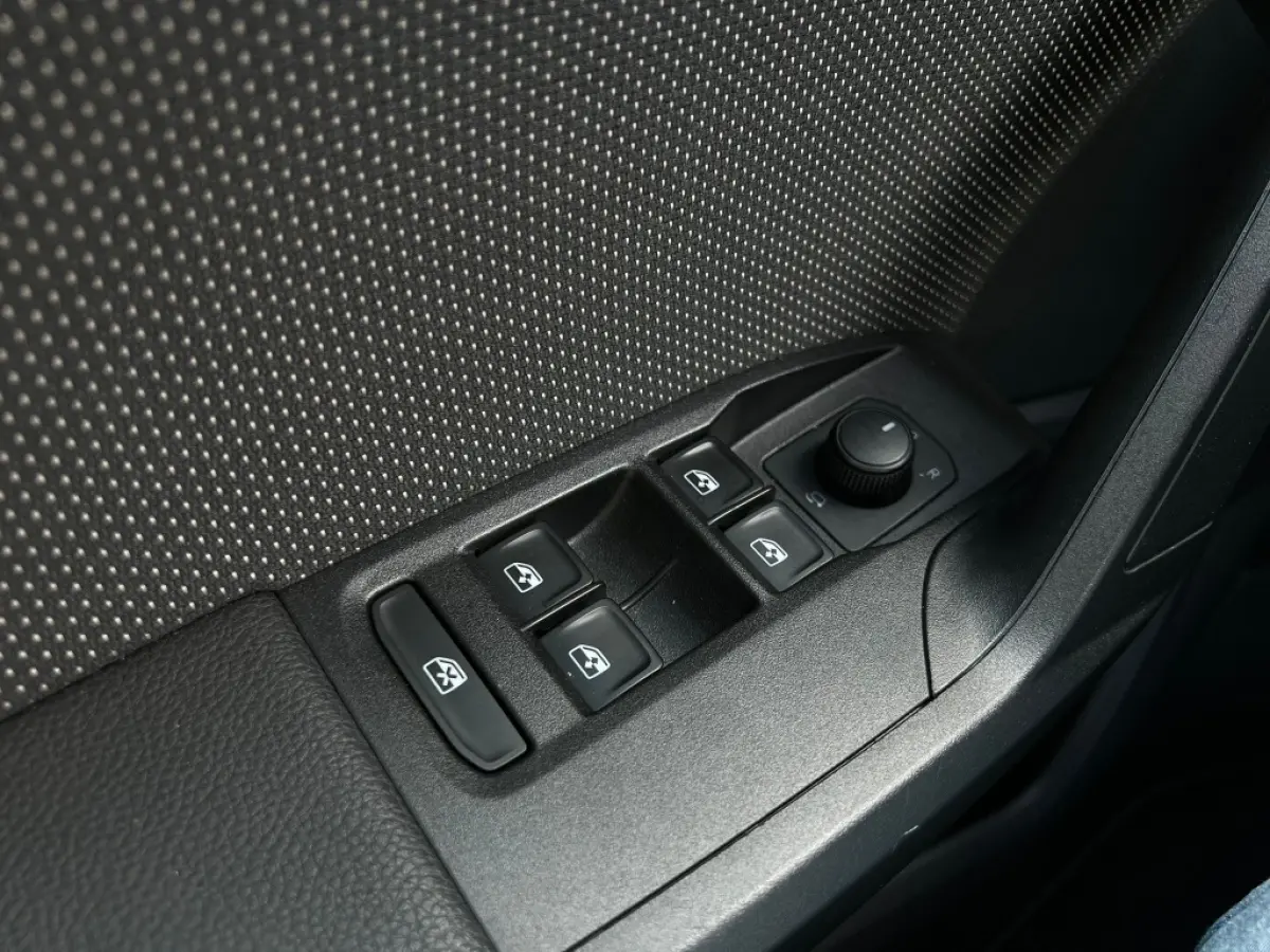 1.0TSI 95pk Xcellence | NL auto | Camera | Navi | Trekhaak | Cruise | Carplay