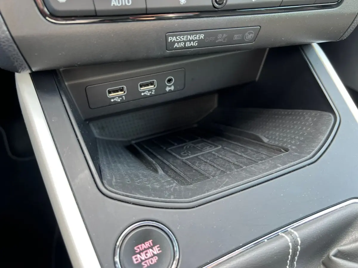 1.0TSI 95pk Xcellence | NL auto | Camera | Navi | Trekhaak | Cruise | Carplay