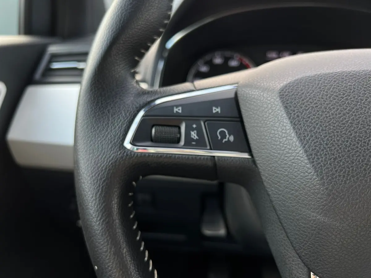 1.0TSI 95pk Xcellence | NL auto | Camera | Navi | Trekhaak | Cruise | Carplay