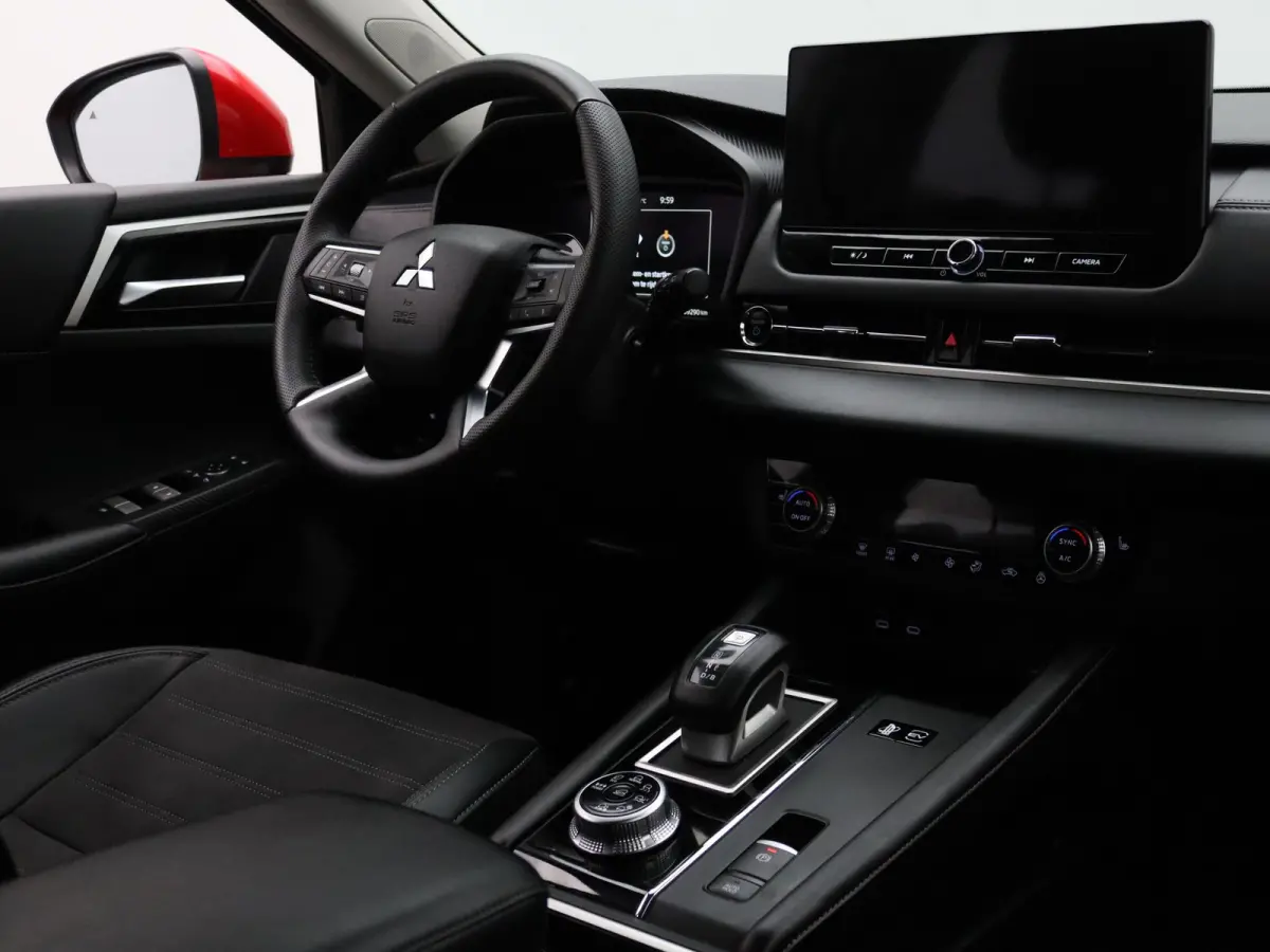 306pk PHEV First Edition Apple Carplay/Android Auto | Climate