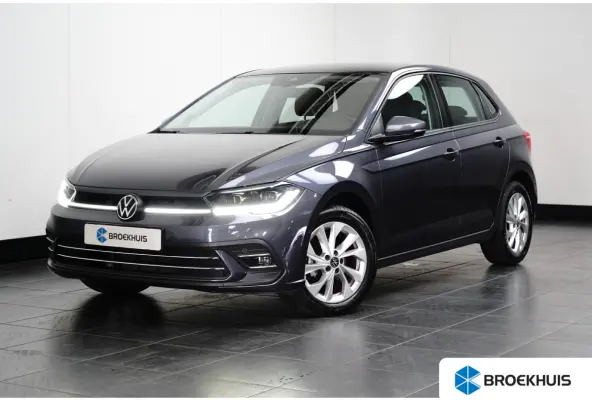 1.0 TSI Life Edition l Matrix LED l Dodehoek Assistent l Elektr. Inklap. Spiegels l Parkeersensoren l Groot Digital Dash l