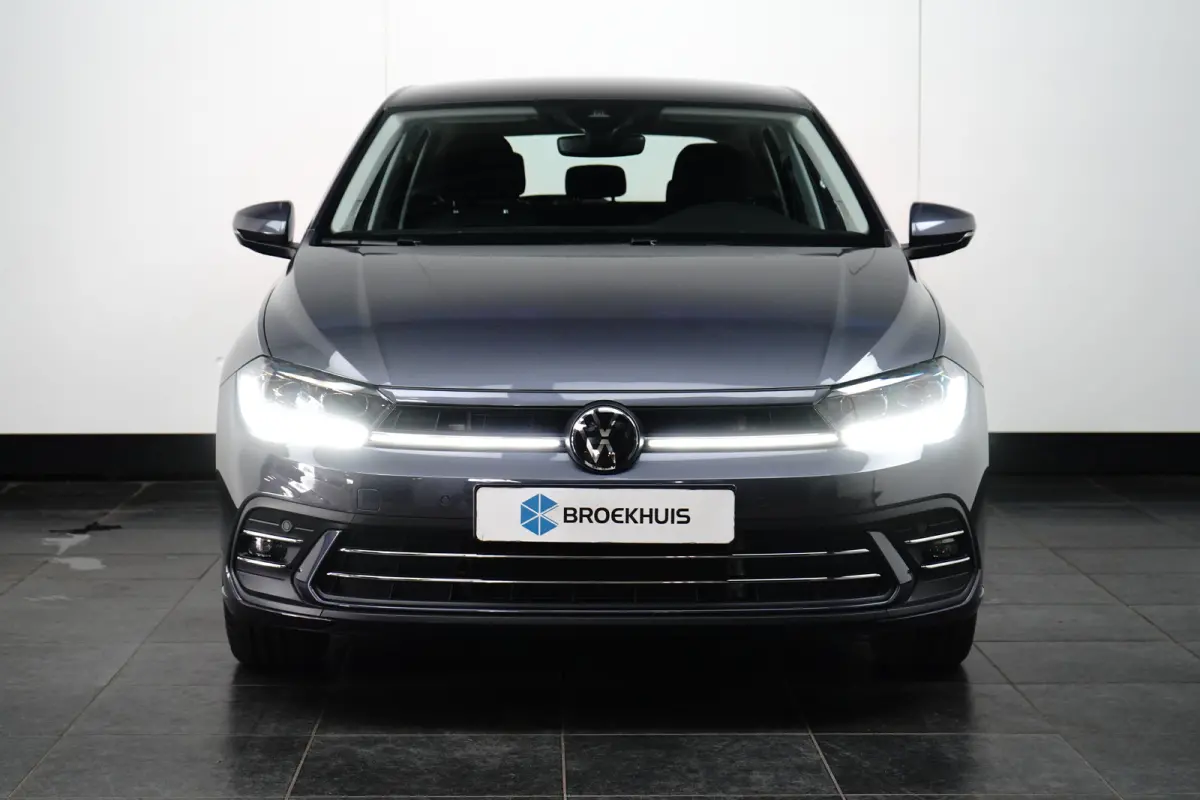 1.0 TSI Life Edition l Matrix LED l Dodehoek Assistent l Elektr. Inklap. Spiegels l Parkeersensoren l Groot Digital Dash l