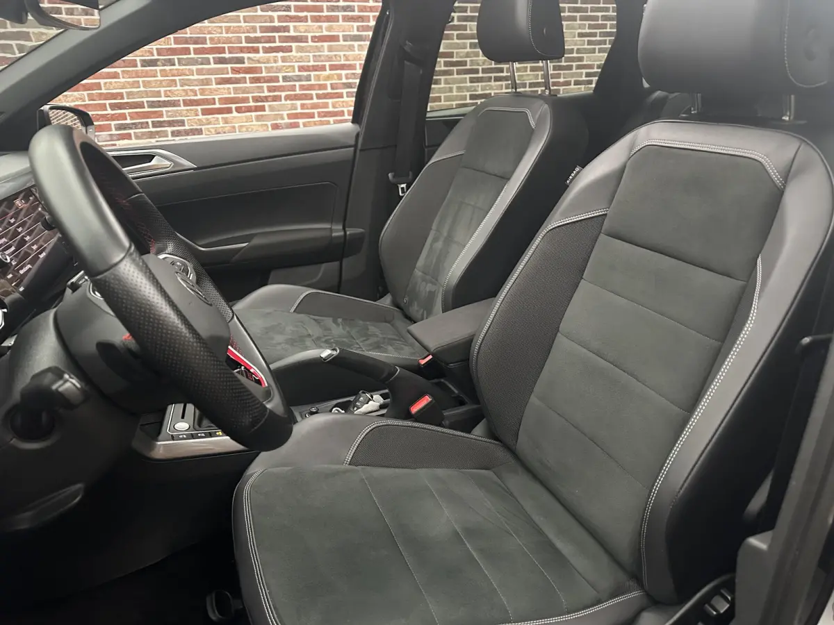 2.0 TSI GTI Panoramadak Beats Camera IQ Virtual