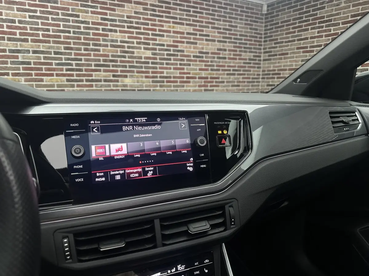 2.0 TSI GTI Panoramadak Beats Camera IQ Virtual