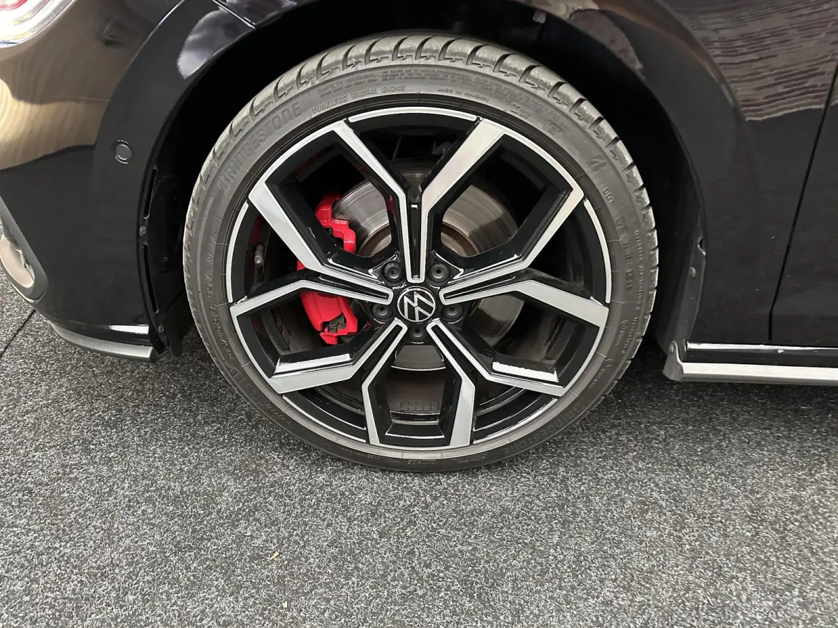 2.0 TSI GTI Panoramadak Beats Camera IQ Virtual