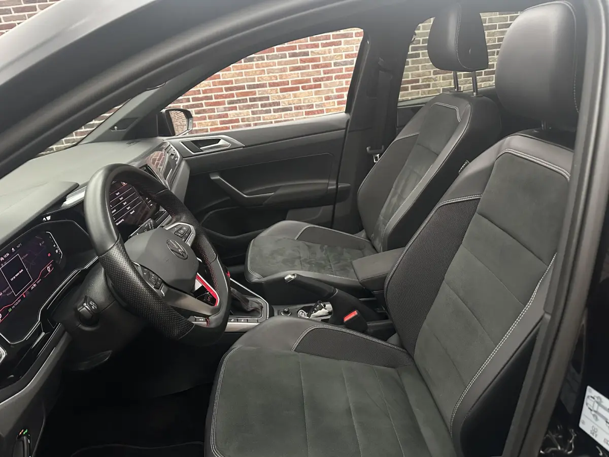 2.0 TSI GTI Panoramadak Beats Camera IQ Virtual