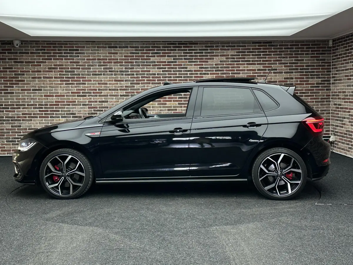 2.0 TSI GTI Panoramadak Beats Camera IQ Virtual