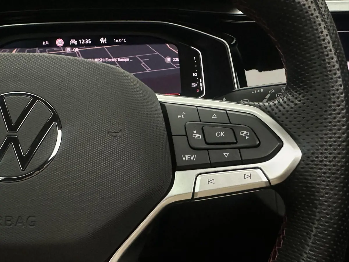 2.0 TSI GTI Panoramadak Beats Camera IQ Virtual