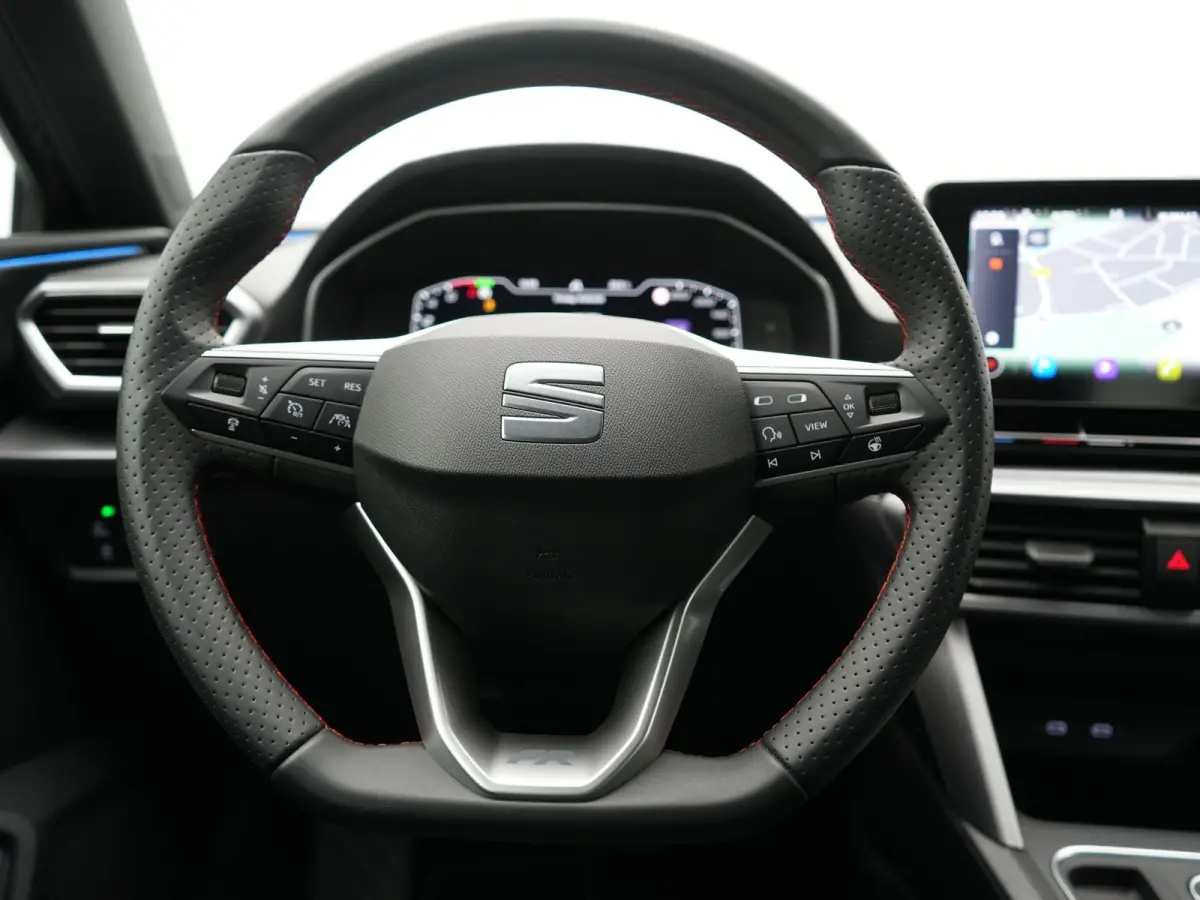 1.4 TSI eHybrid FR PHEV 204pk Dealer O.H. | Adaptive Cruise | Camera | Alcantara Sportstoelen Memory & Verwarmd | Matrix LED | Adaptive Onderstel | Stuur Verwarmd | Sfeerverlichting | Apple 