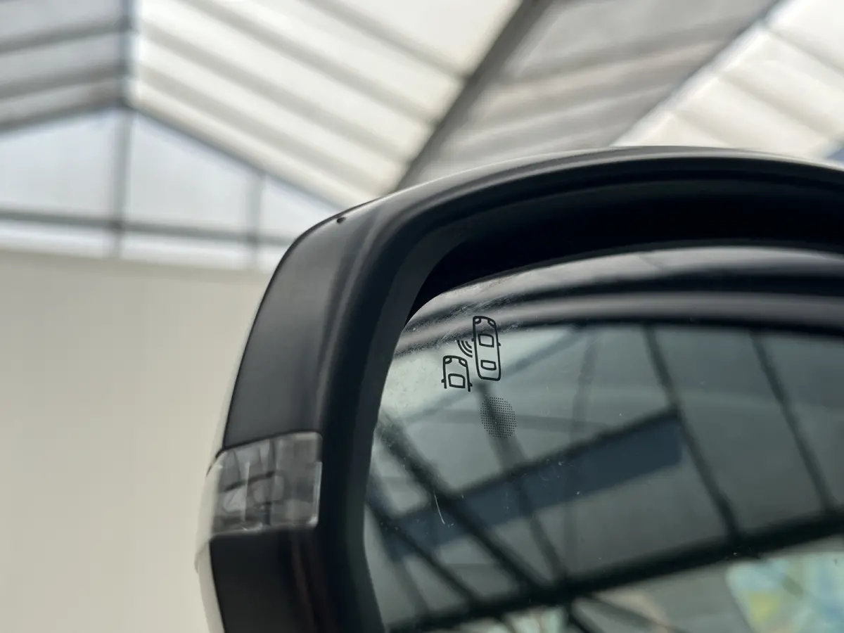 PureTech Business | Trekhaak | Parkeersensoren voor + achter | Achteruitrijcamera | Climate Control | Cruise Control |
