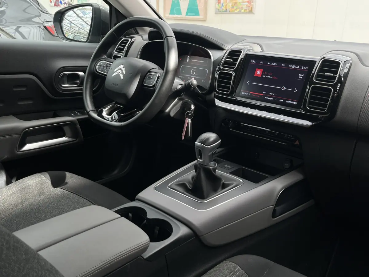 PureTech Business | Trekhaak | Parkeersensoren voor + achter | Achteruitrijcamera | Climate Control | Cruise Control |