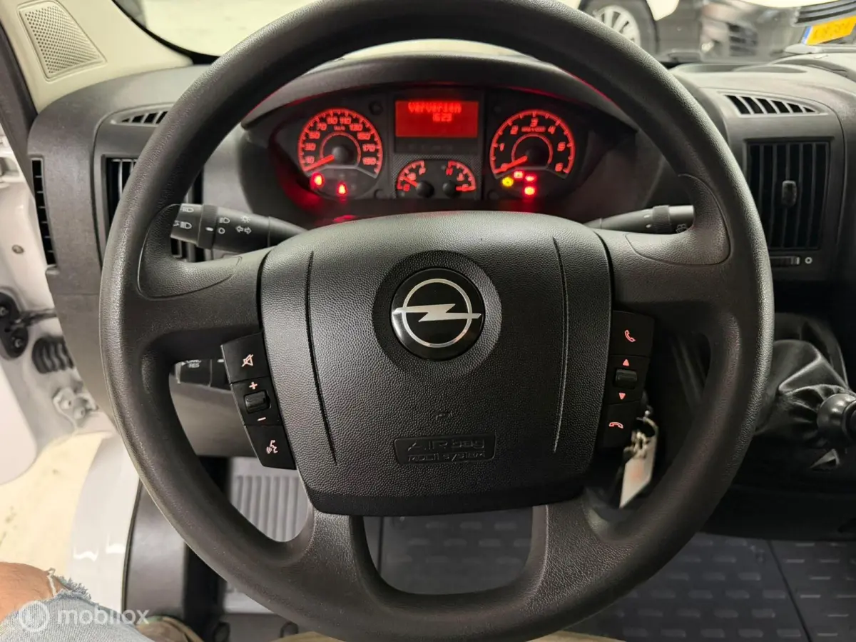 bestel 2.2D 120 L3H3 Edition 128.000 km