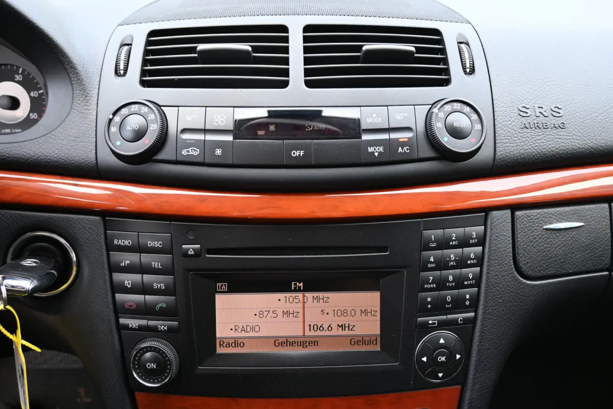E280 CDI 3.0 V6 Xenon