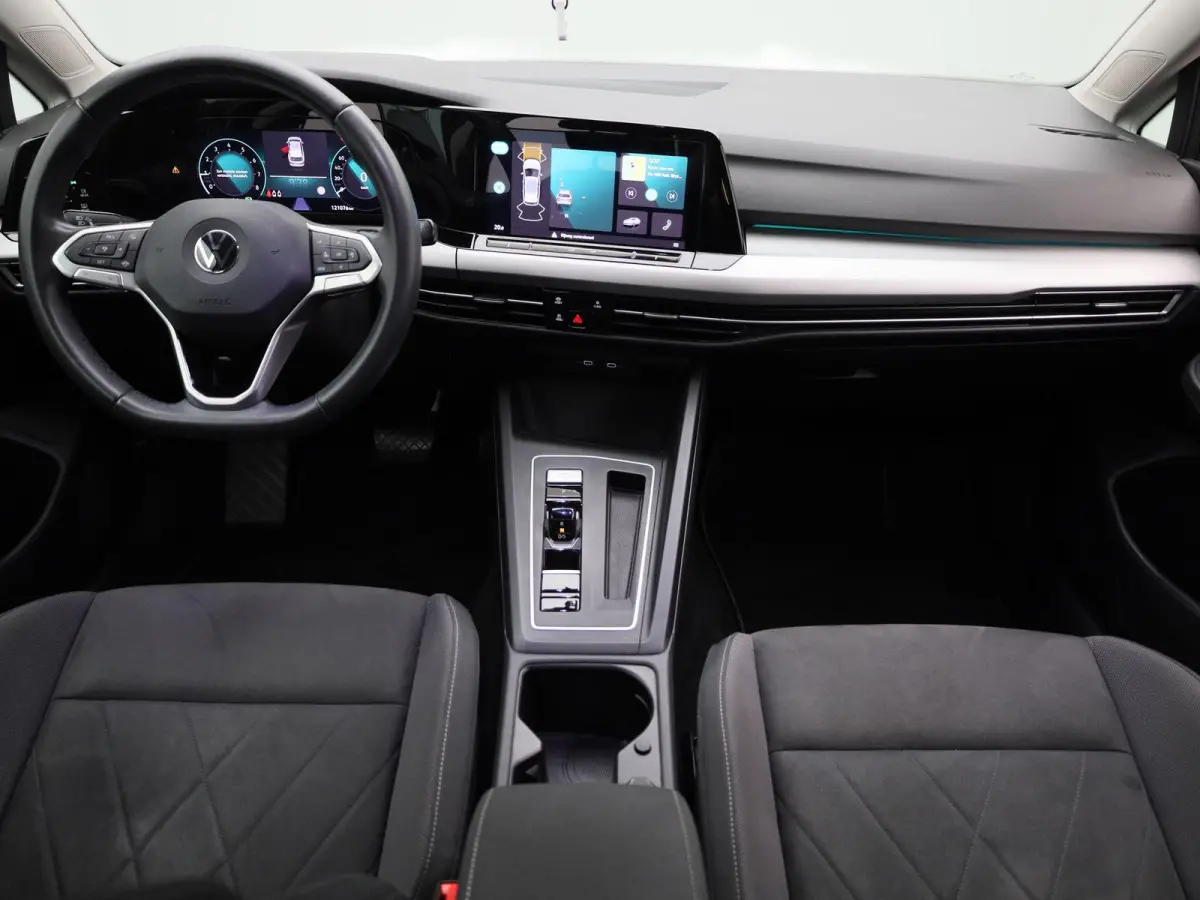 1.0 eTSI Life | APPLE CARPLAY | ADAPTIVE CRUISE | BLEUTOOTH | CLIAMTE CONTROL | PARKEERSENSOREN | SFEERVERLICHTING |