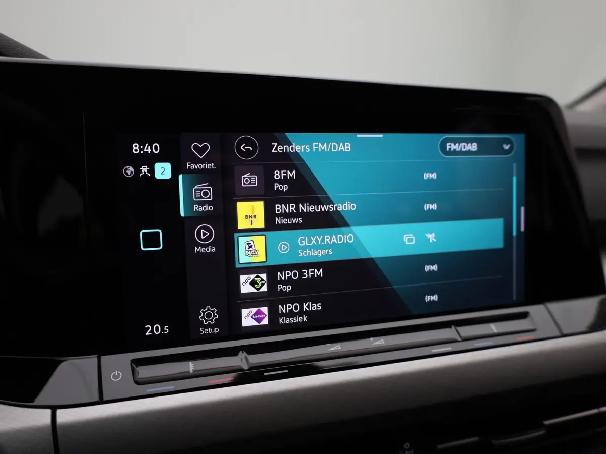 1.0 eTSI Life | APPLE CARPLAY | ADAPTIVE CRUISE | BLEUTOOTH | CLIAMTE CONTROL | PARKEERSENSOREN | SFEERVERLICHTING |