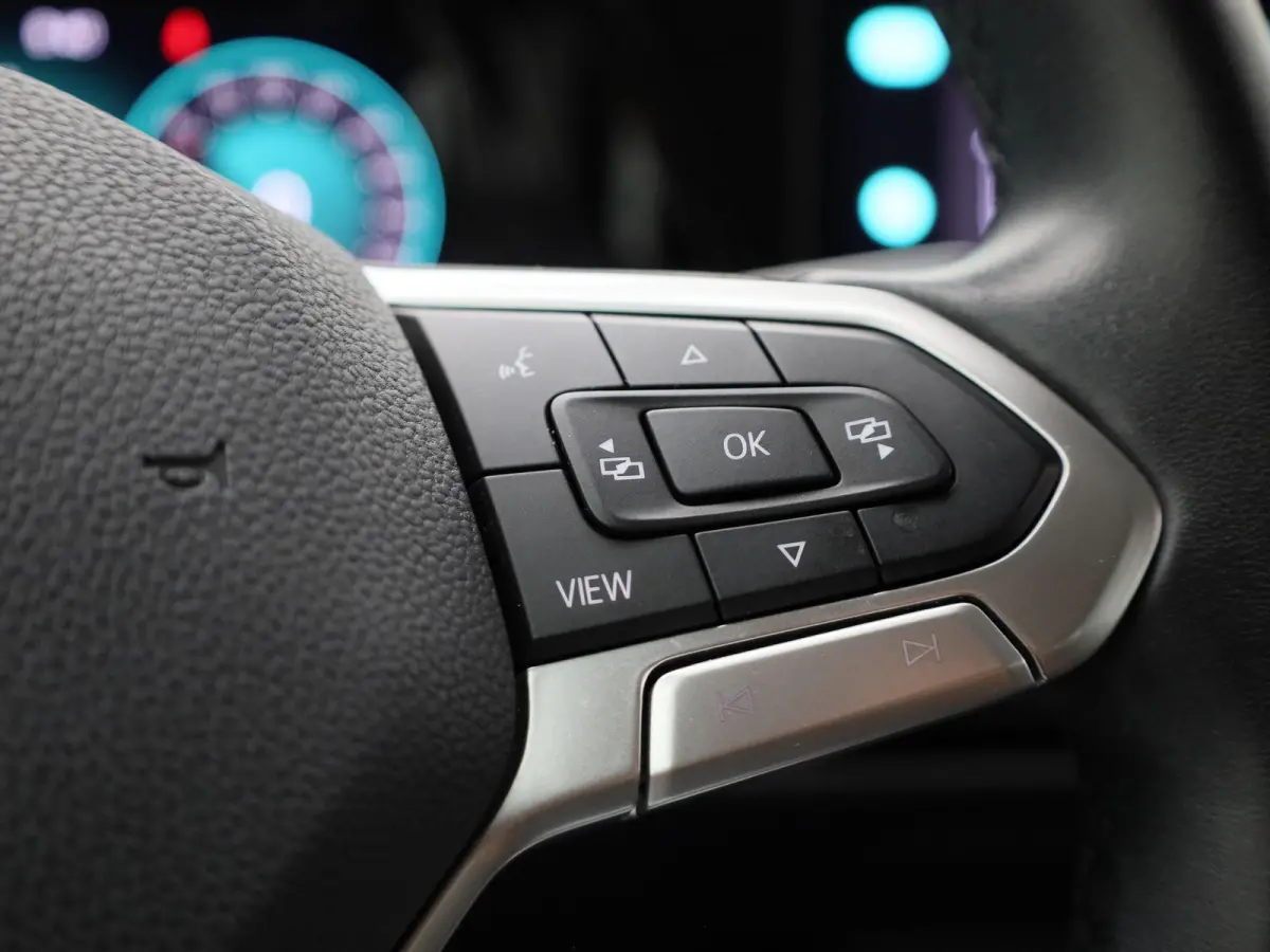 1.0 eTSI Life | APPLE CARPLAY | ADAPTIVE CRUISE | BLEUTOOTH | CLIAMTE CONTROL | PARKEERSENSOREN | SFEERVERLICHTING |