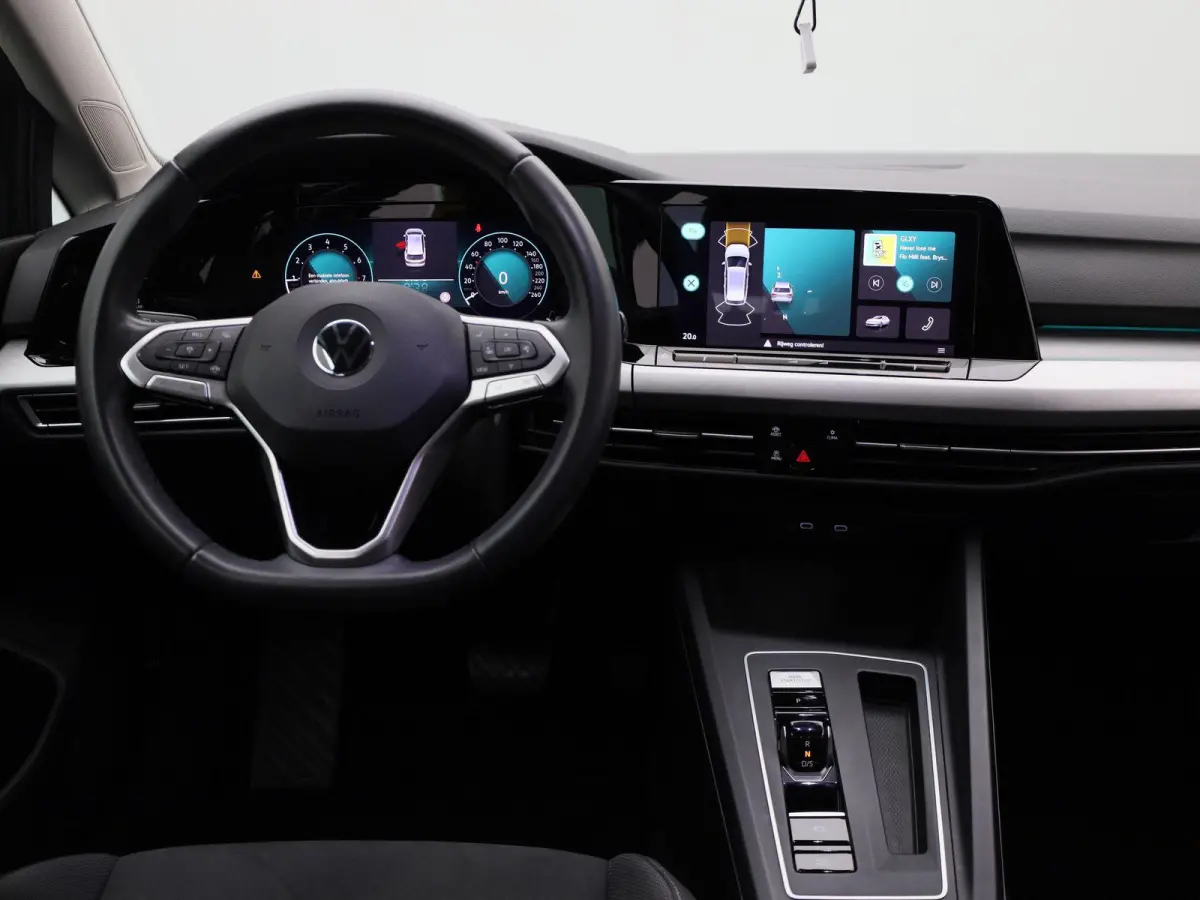 1.0 eTSI Life | APPLE CARPLAY | ADAPTIVE CRUISE | BLEUTOOTH | CLIAMTE CONTROL | PARKEERSENSOREN | SFEERVERLICHTING |