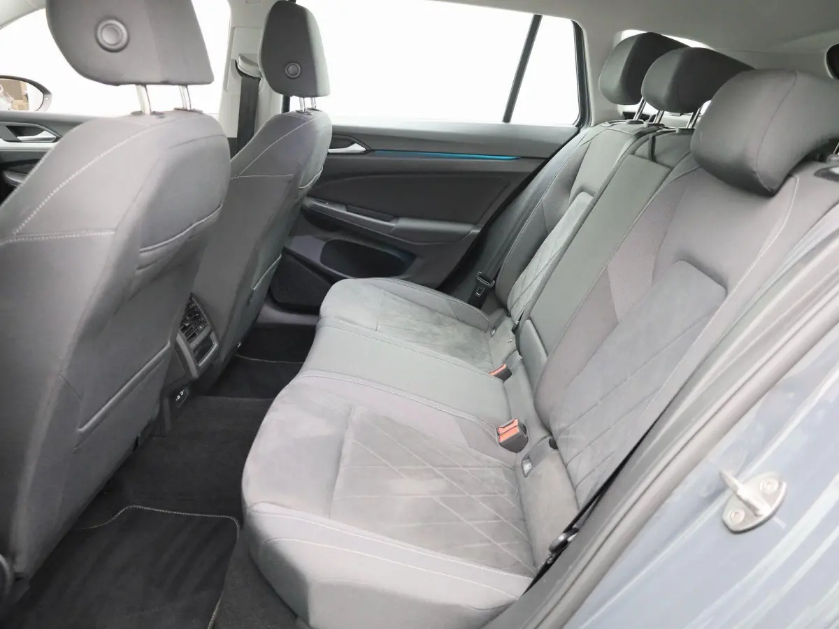 1.0 eTSI Life | APPLE CARPLAY | ADAPTIVE CRUISE | BLEUTOOTH | CLIAMTE CONTROL | PARKEERSENSOREN | SFEERVERLICHTING |