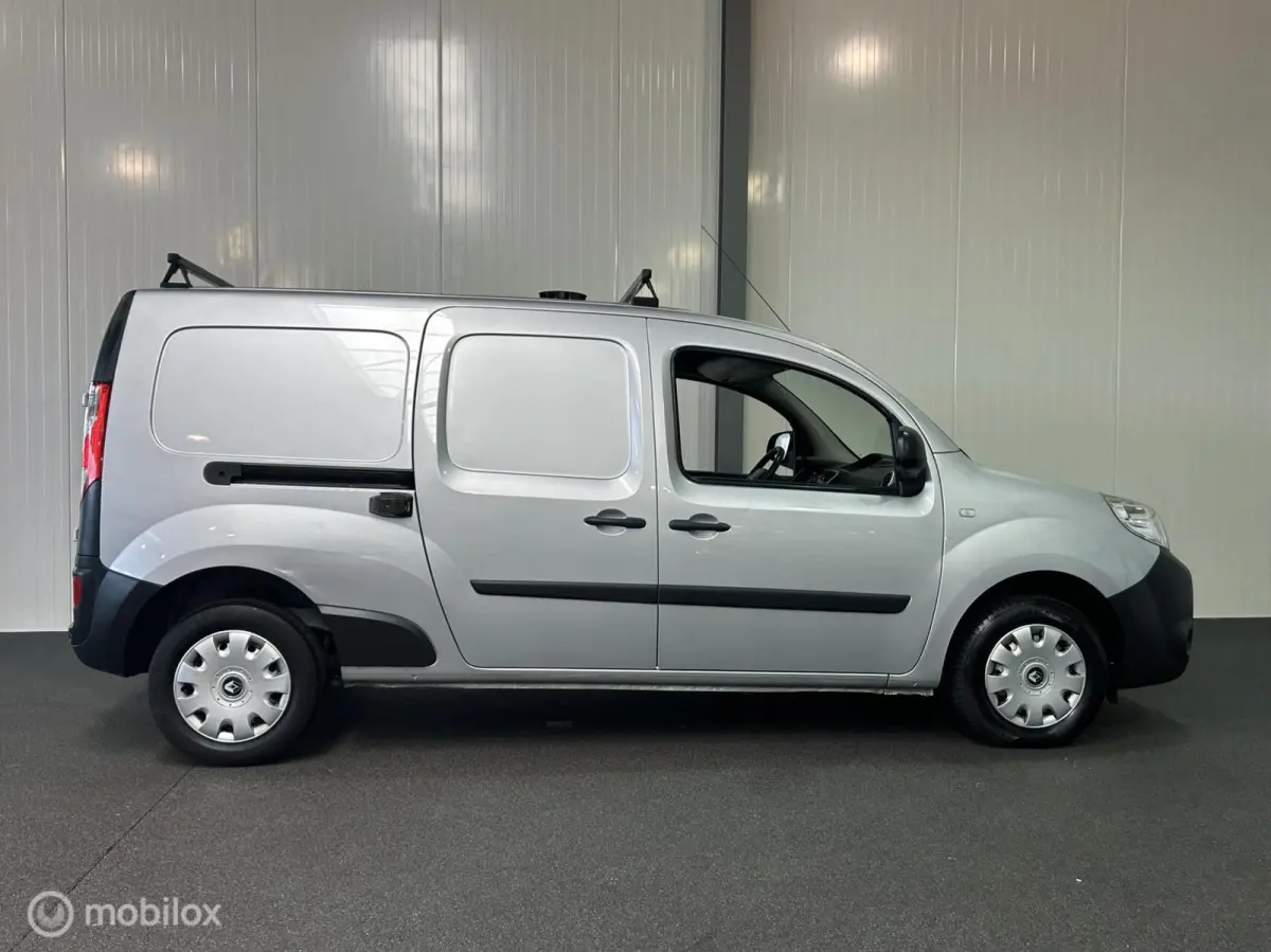 1.5 dCi 90 Express Maxi Black Ed. [ NAP cruise pdc ]