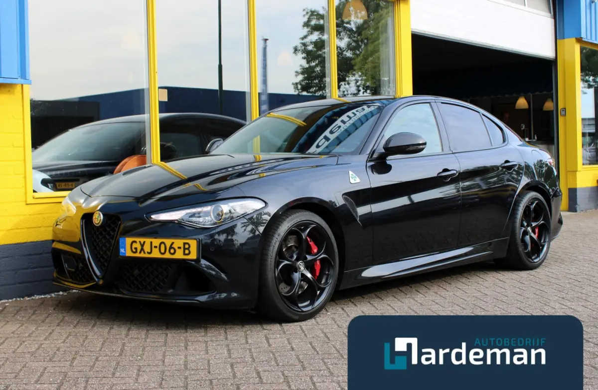 2.9 V6 Quadrifoglio H/K Driver assist.