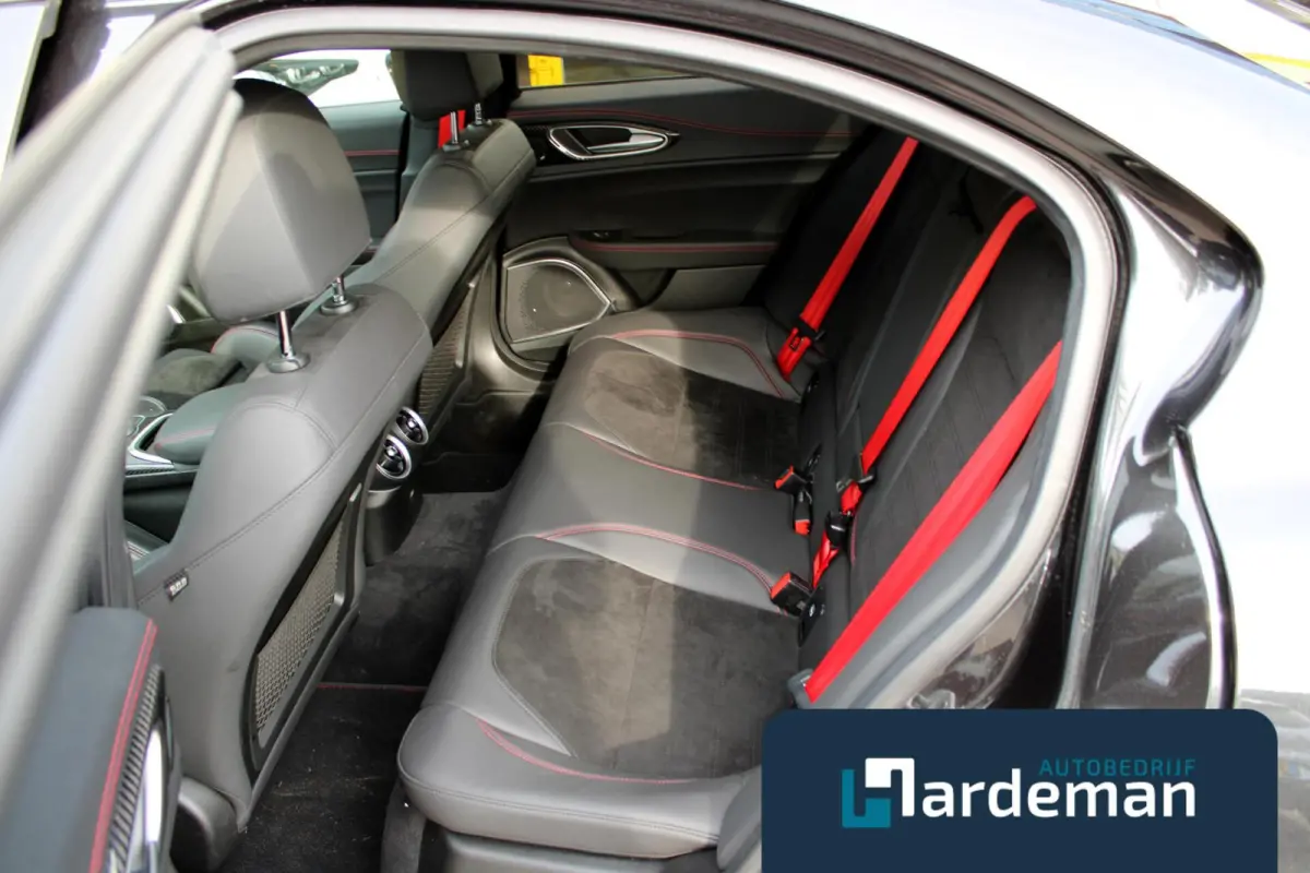 2.9 V6 Quadrifoglio | Harman Kardon | Driver Assist | 510 PK