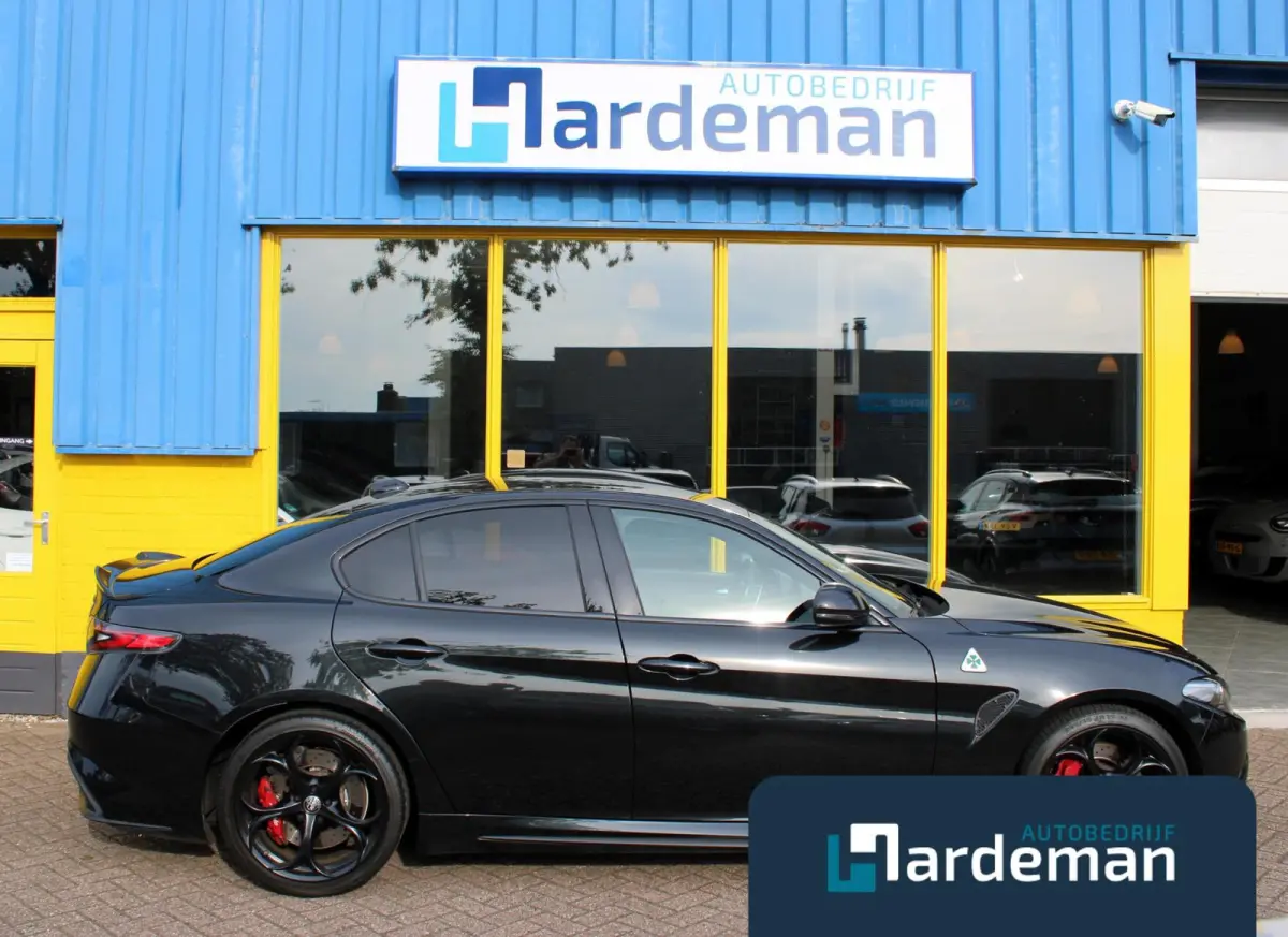2.9 V6 Quadrifoglio H/K Driver assist.